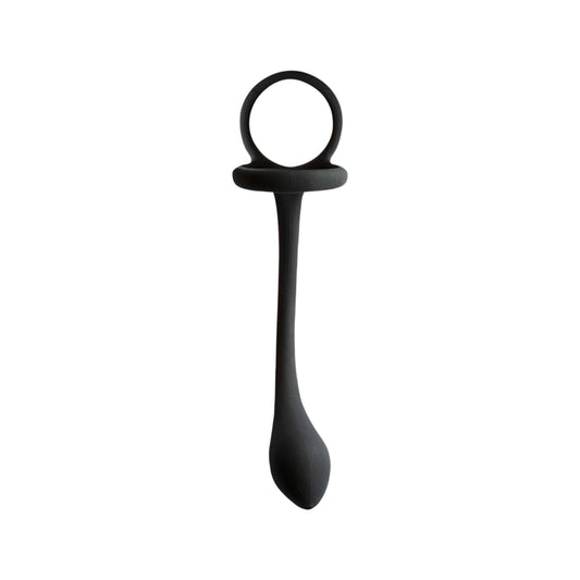 Cock Ring with Butt Plug: El Anillo con Tapón Trasero