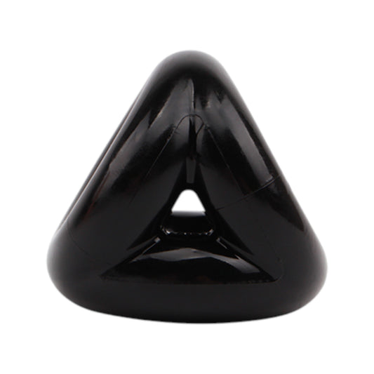 Triangle Ring: El Triángulo del Control